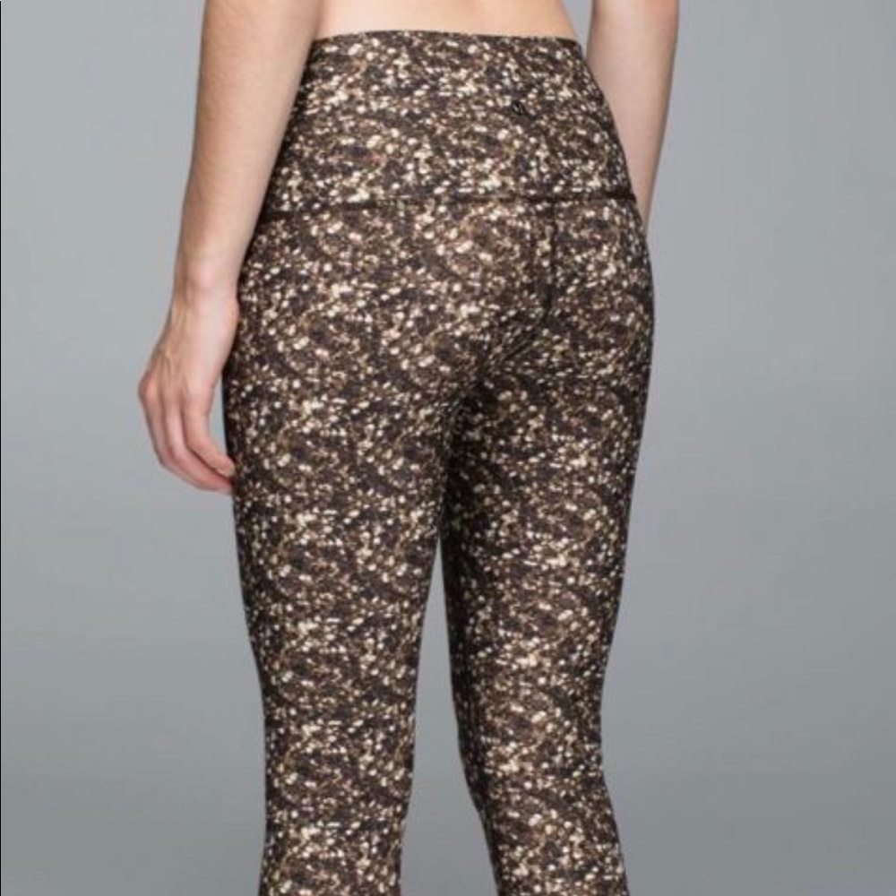 lululemon Special Edition Shine Tight - Gold Sequin - Size 4